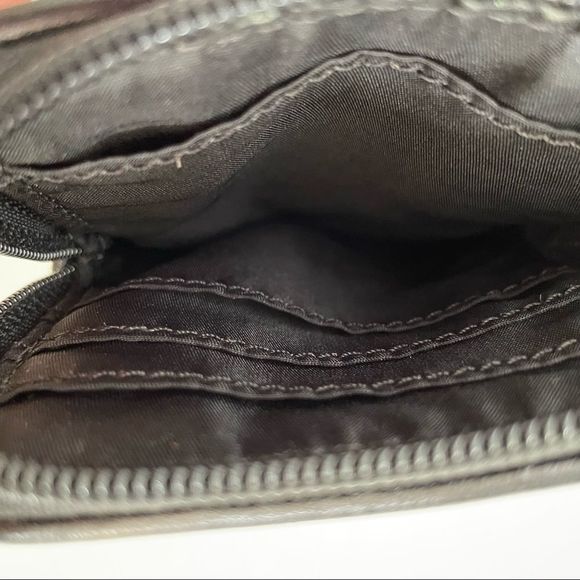 Coach ~ Black vertical wristlet pouch ~ please see photos for measurements - Picture 7 of 7